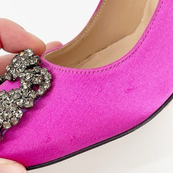 Manolo Blahnik Fuchsia Hangisi Satin Pointed Toe Crystal Detailed Pump IT 37.5 - Picture 7 of 12